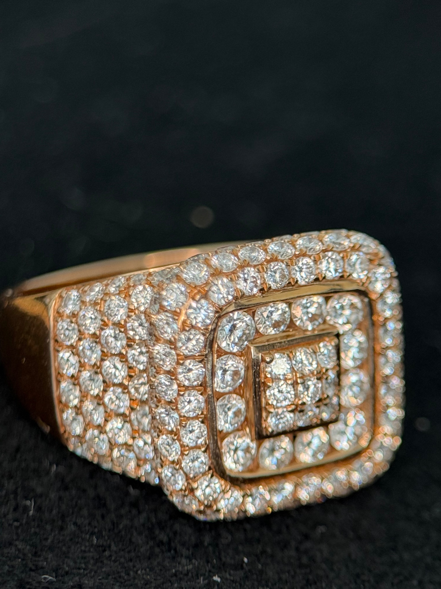 Diamond rose gold ring